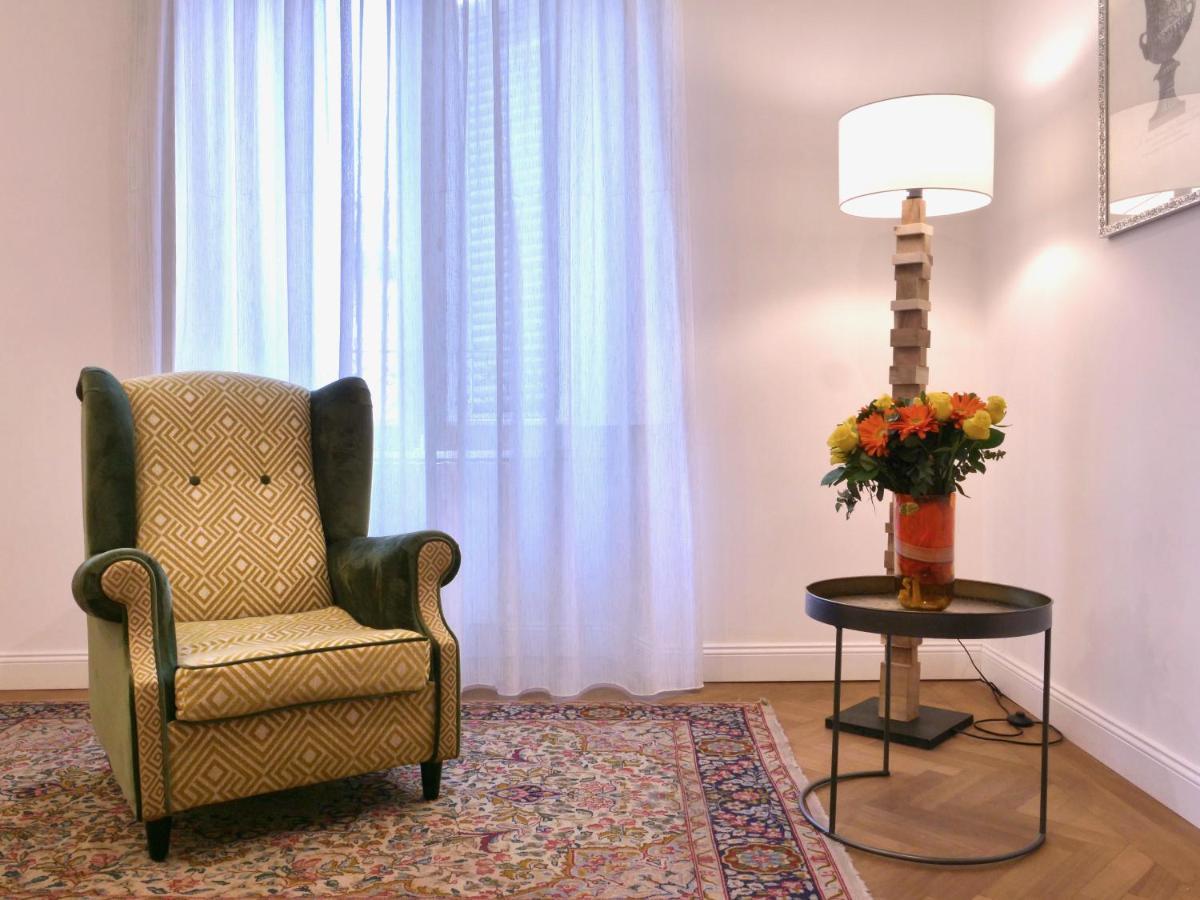 Helmirage Trevi Suite Rome Exterior photo