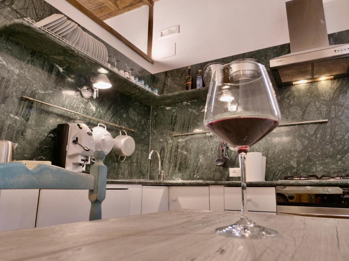 Helmirage Trevi Suite Rome Exterior photo