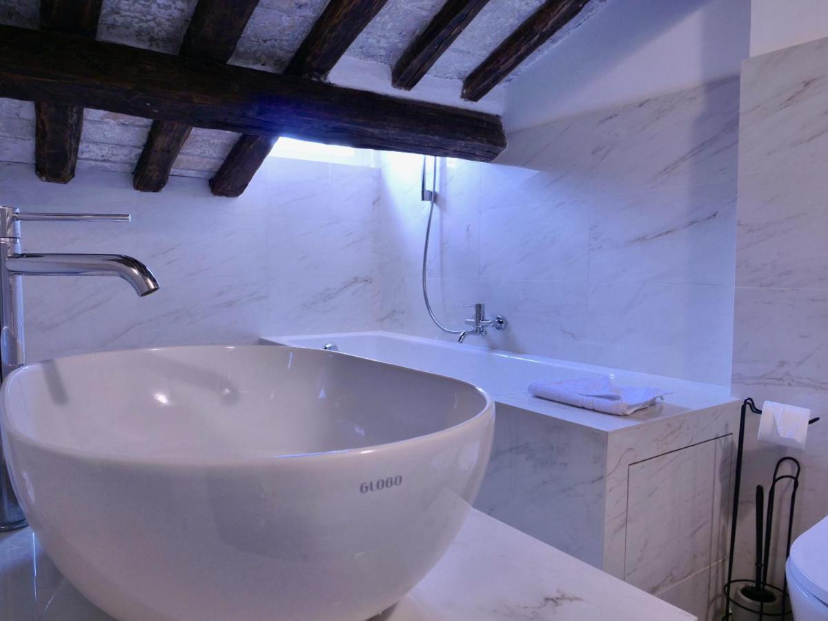 Helmirage Trevi Suite Rome Exterior photo