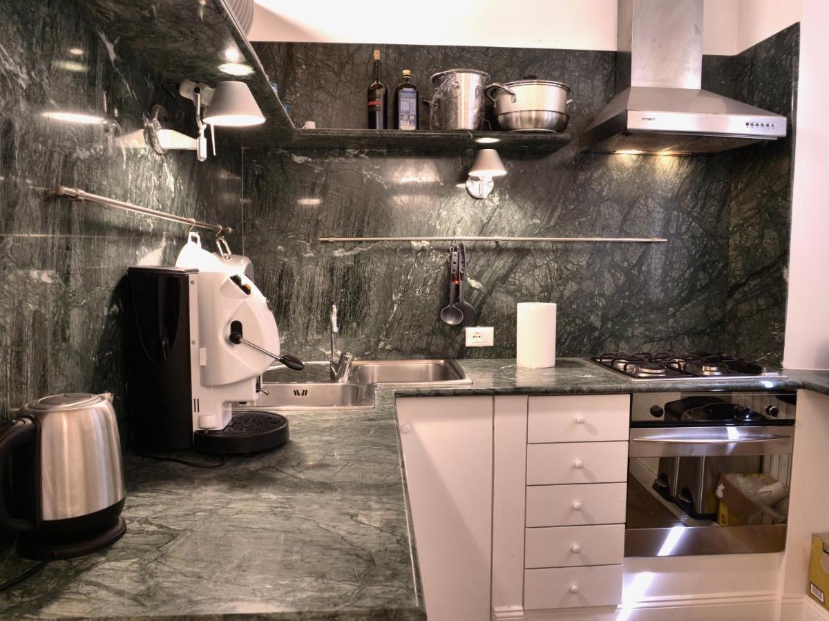 Helmirage Trevi Suite Rome Exterior photo